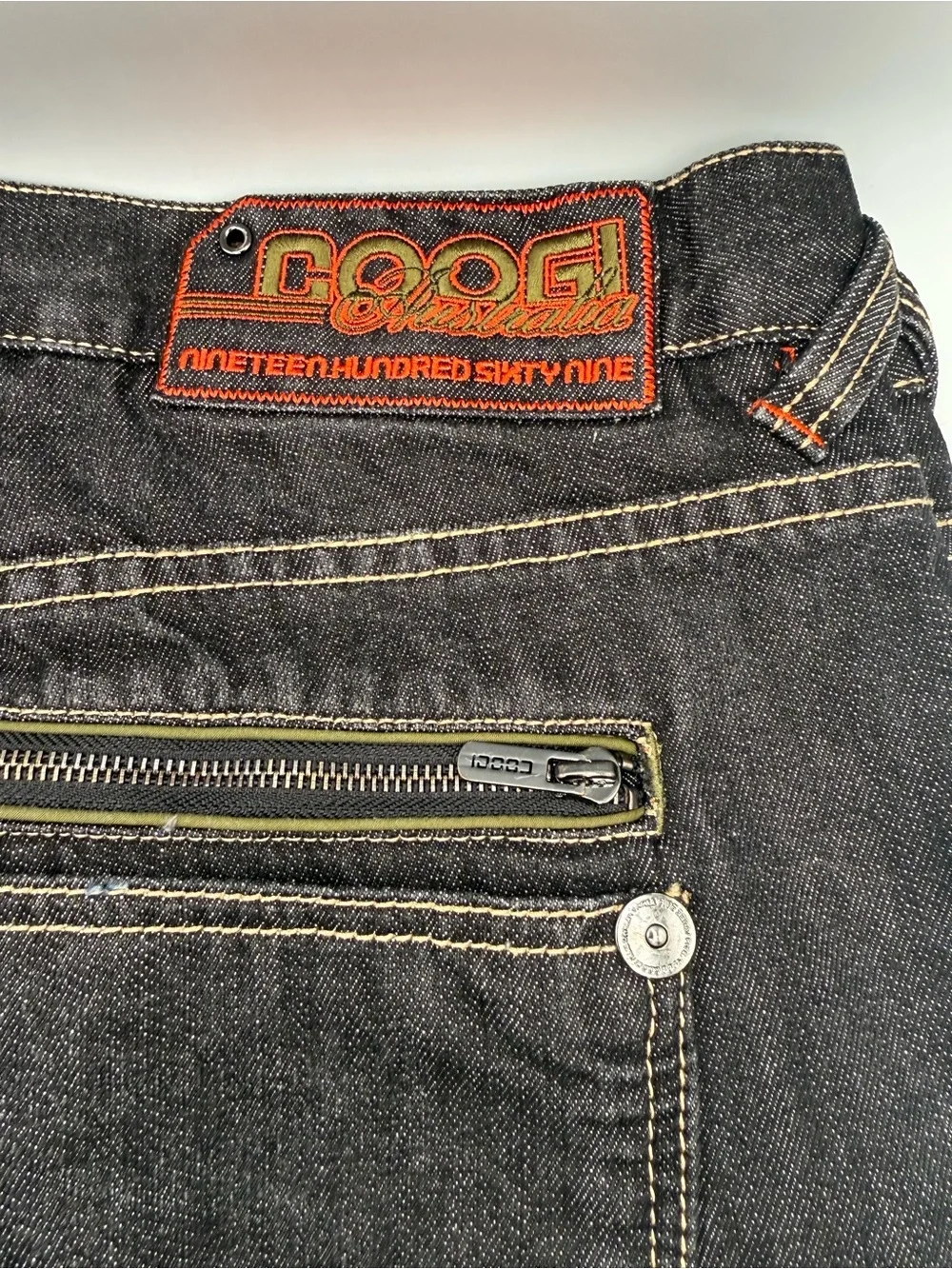 Vintage COOGI Black Denim Orange Embroidered Spell Out Baggy Hip Hop Jeans